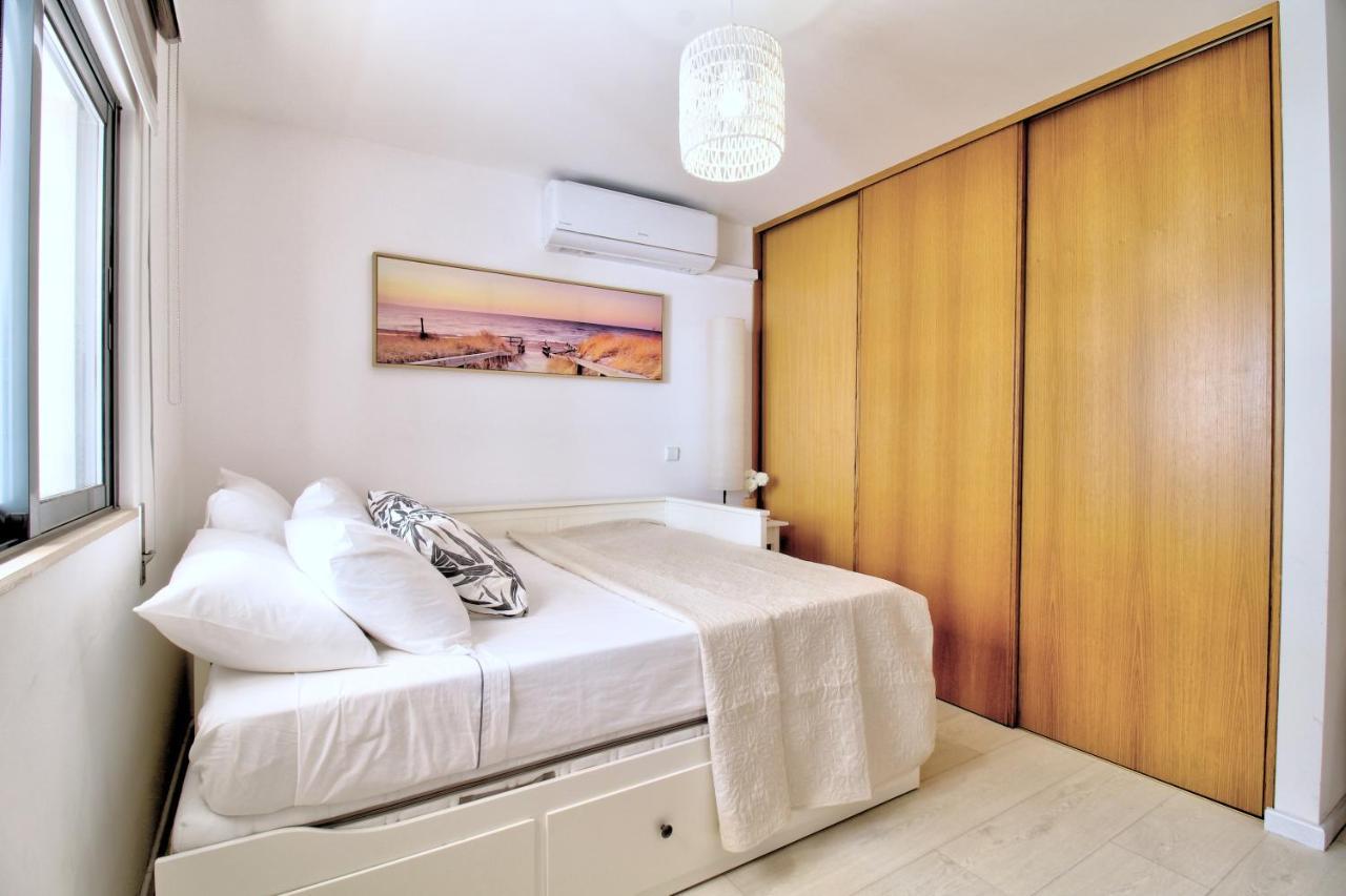 شقة Center Location, Ac, Swimming Pool, And Parking Olhão المظهر الخارجي الصورة