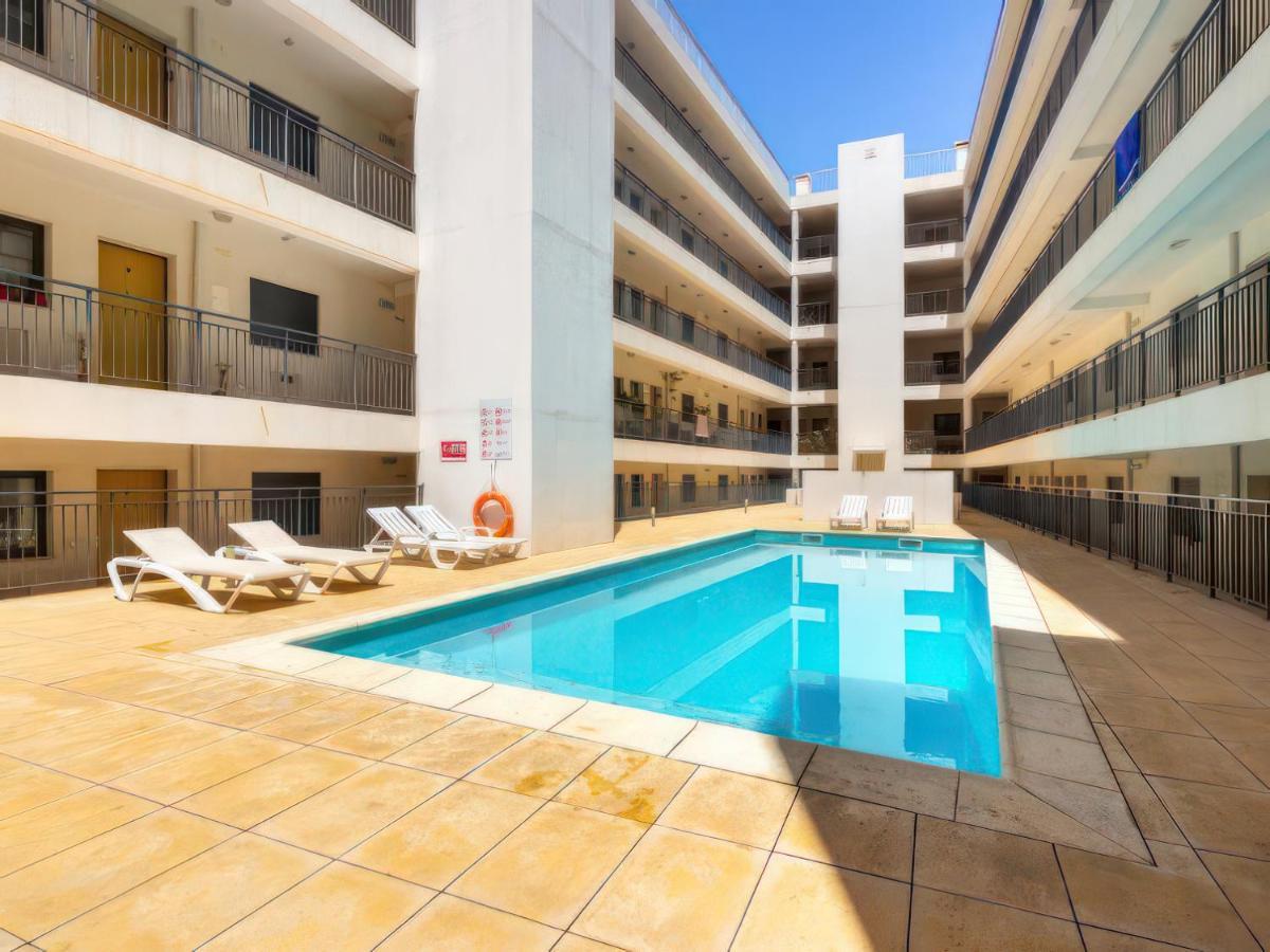 شقة Center Location, Ac, Swimming Pool, And Parking Olhão المظهر الخارجي الصورة